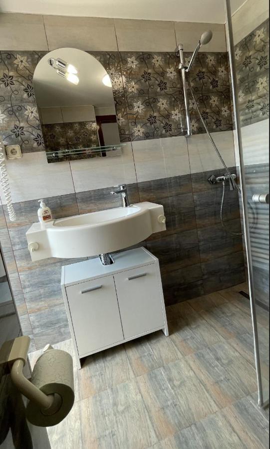 Z House Daire Sibiu Dış mekan fotoğraf