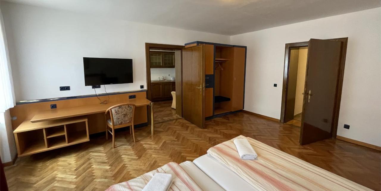 Z House Daire Sibiu Dış mekan fotoğraf