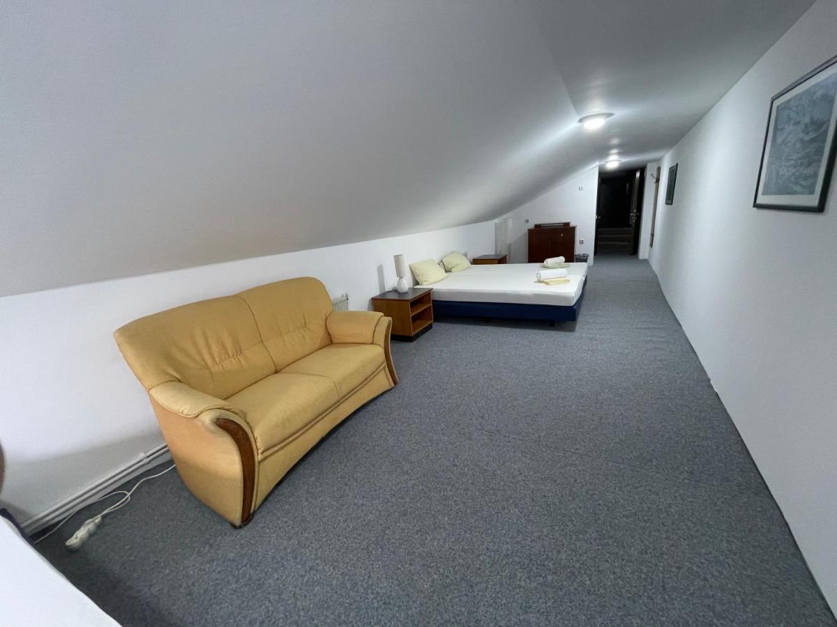 Z House Daire Sibiu Dış mekan fotoğraf